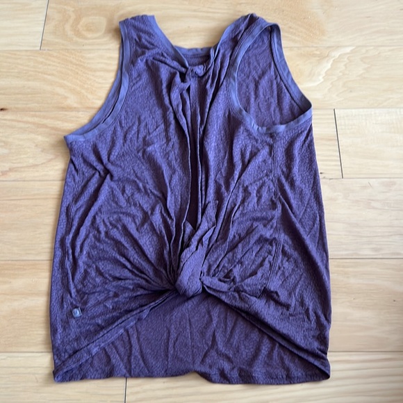 Lululemon open back tie tank - Picture 3 of 4